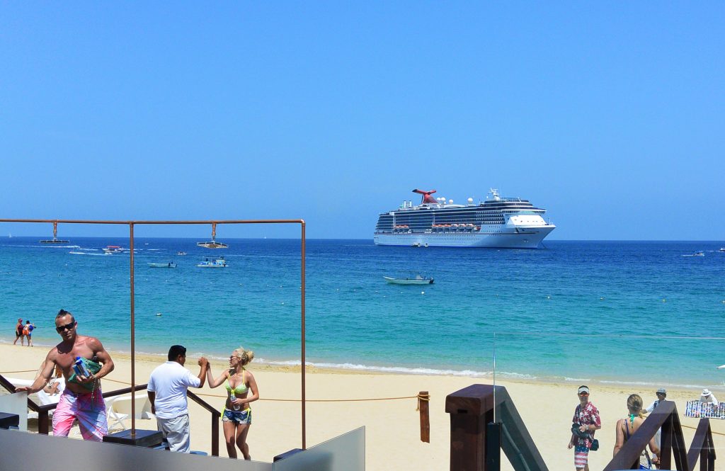 Cabo San Lucas Resort Day Pass - Cabo San Lucas Cruise Excursions